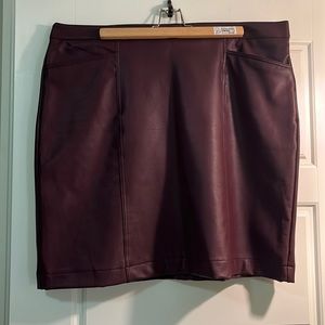 Reitmans faux leather skirt